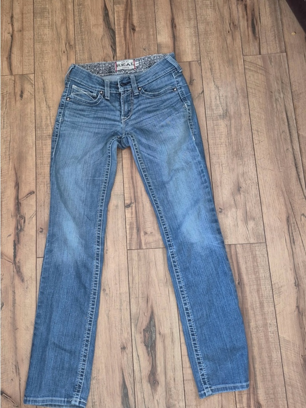 Ariat Women's Medium Blue Straight-Leg Jeans